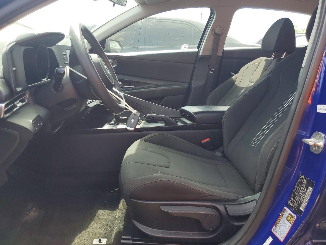 2021 HYUNDAI ELANTRA SEL photo 13