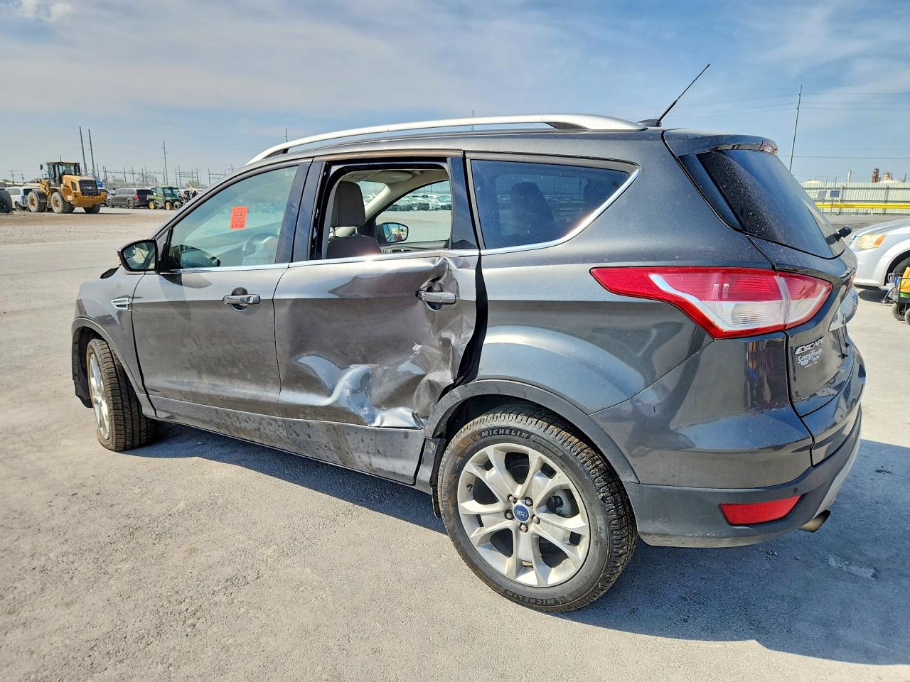 2016 FORD ESCAPE TITANIUM photo 3