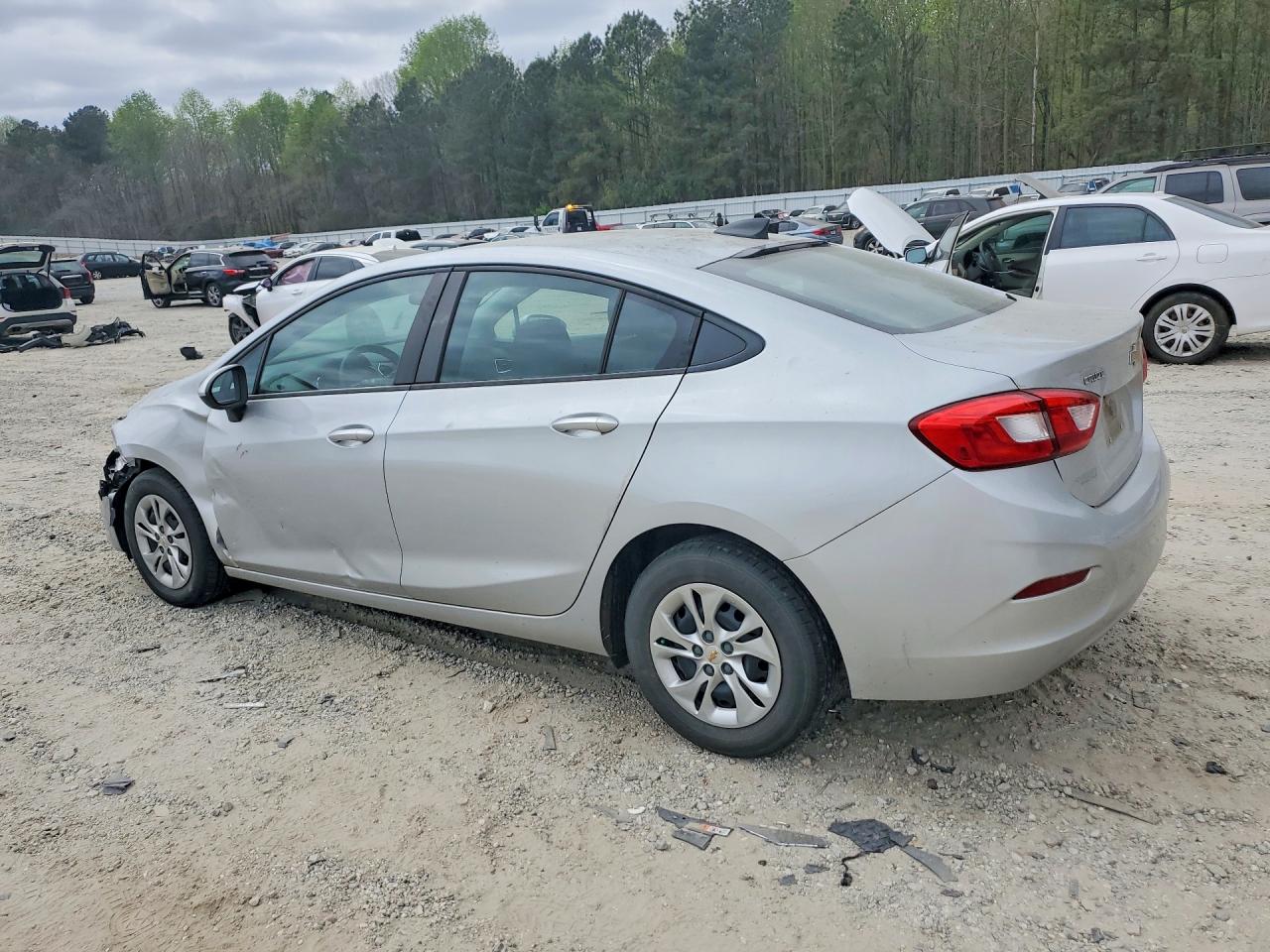 2019 CHEVROLET CRUZE LS photo 2
