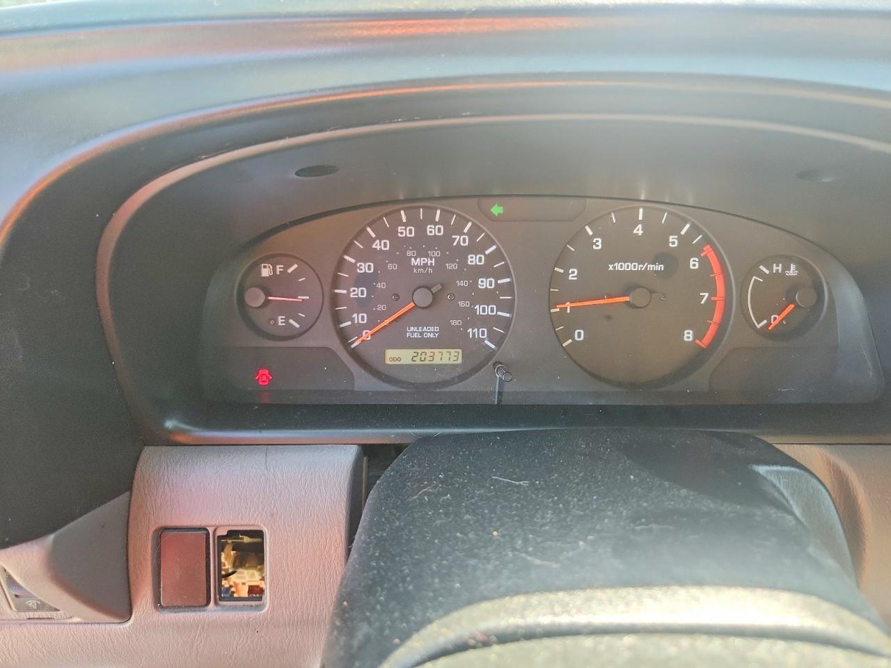 2000 NISSAN FRONTIER XE photo 9