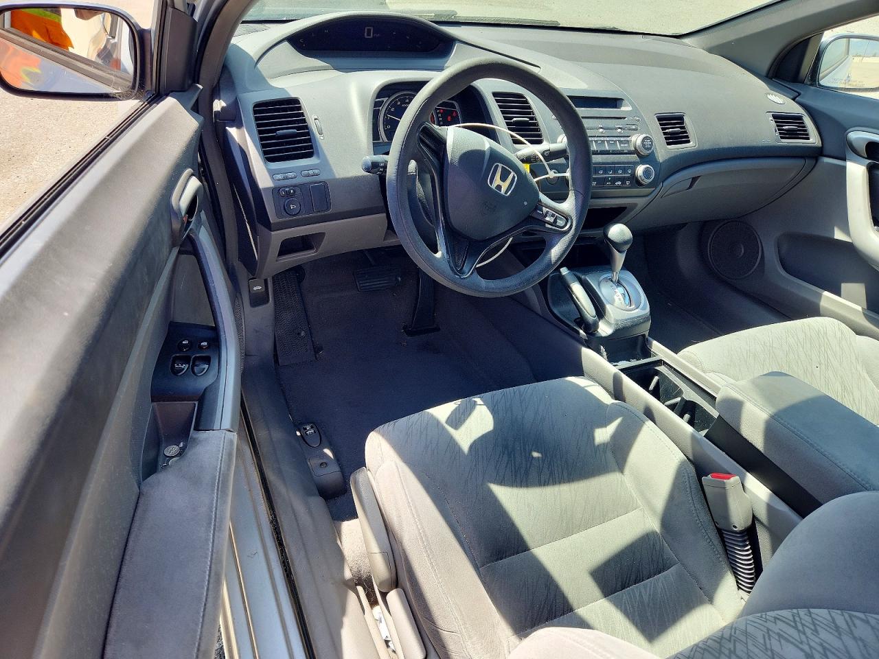 2006 HONDA CIVIC LX photo 8