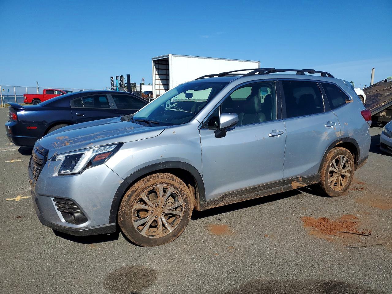 2022 SUBARU FORESTER
