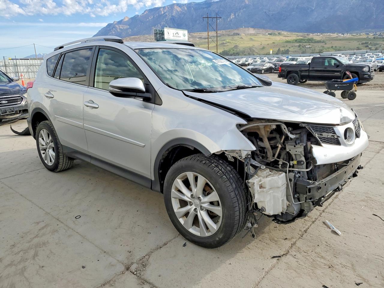 2013 TOYOTA RAV4 LIMITED photo 10
