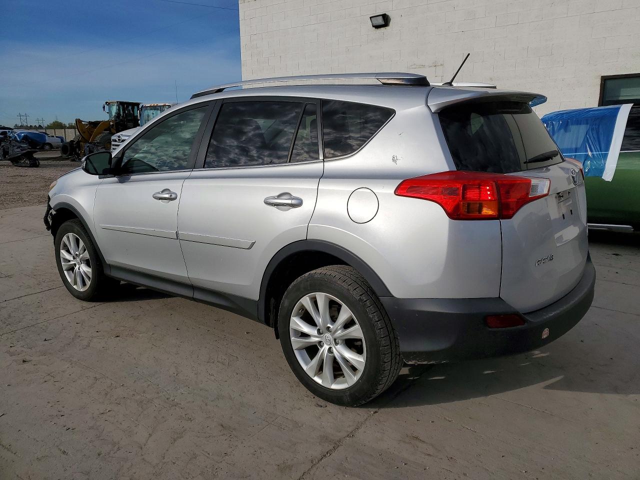 2013 TOYOTA RAV4 LIMITED photo 4