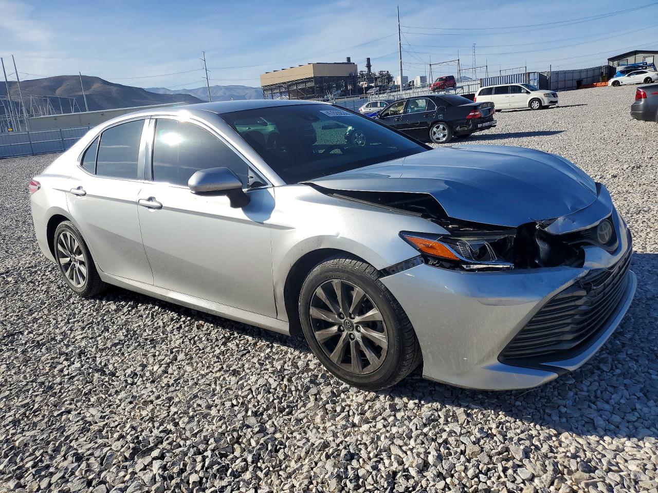 2018 TOYOTA CAMRY LE photo 7