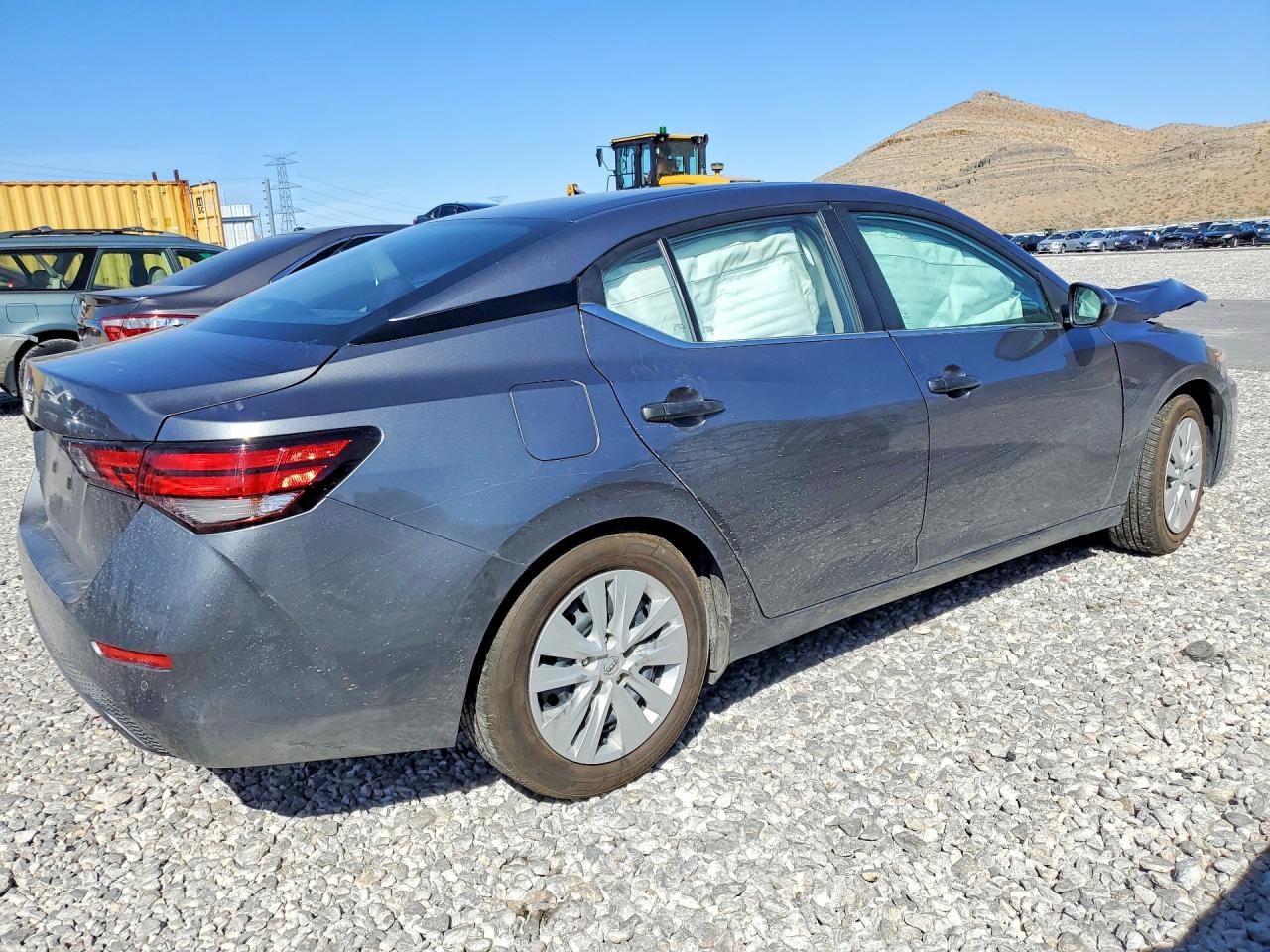 2024 NISSAN SENTRA S photo 5