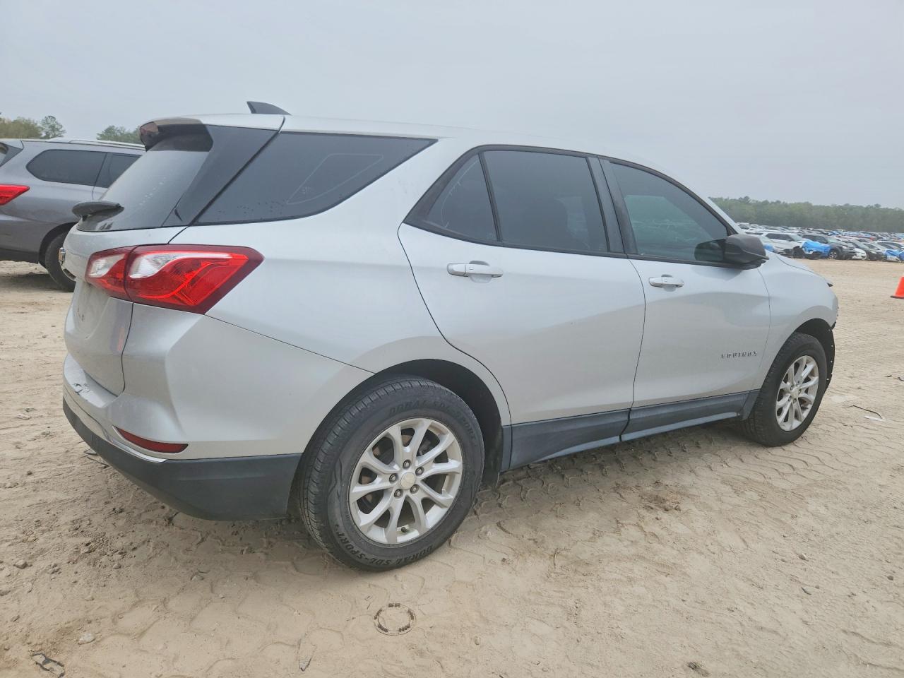 2018 CHEVROLET EQUINOX LS photo 7