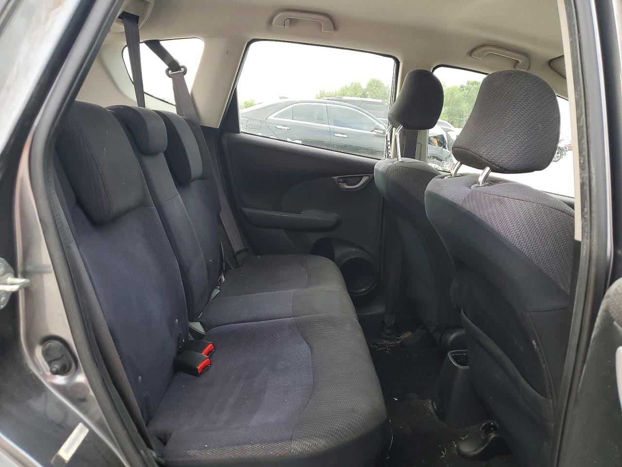 2013 HONDA FIT SPORT photo 28
