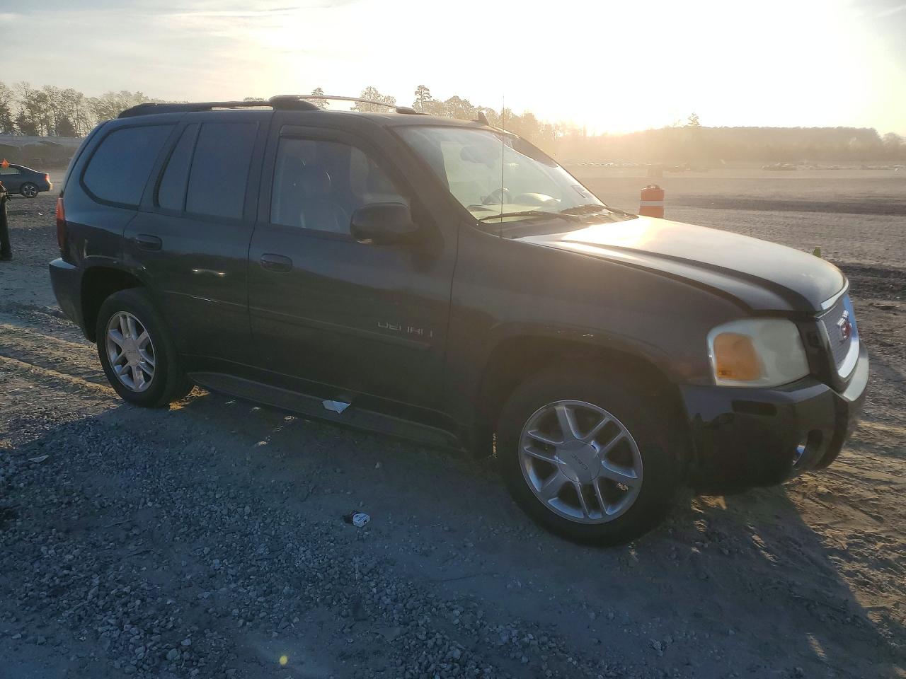 2006 GMC ENVOY DENALI photo 7