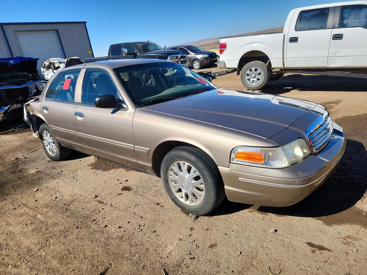 2004 FORD CROWN VICTORIA LX photo 7
