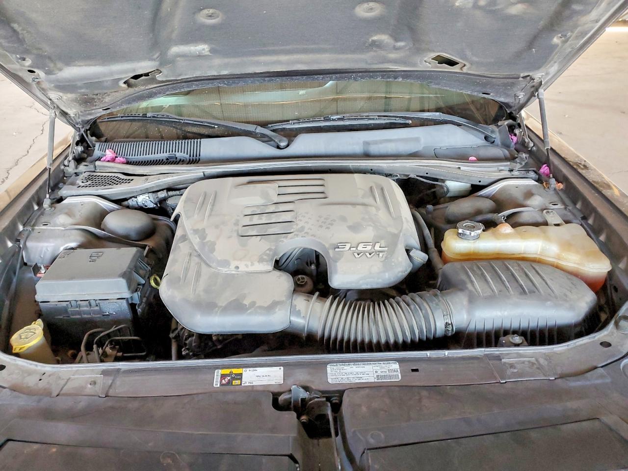 2013 DODGE CHALLENGER SXT photo 31