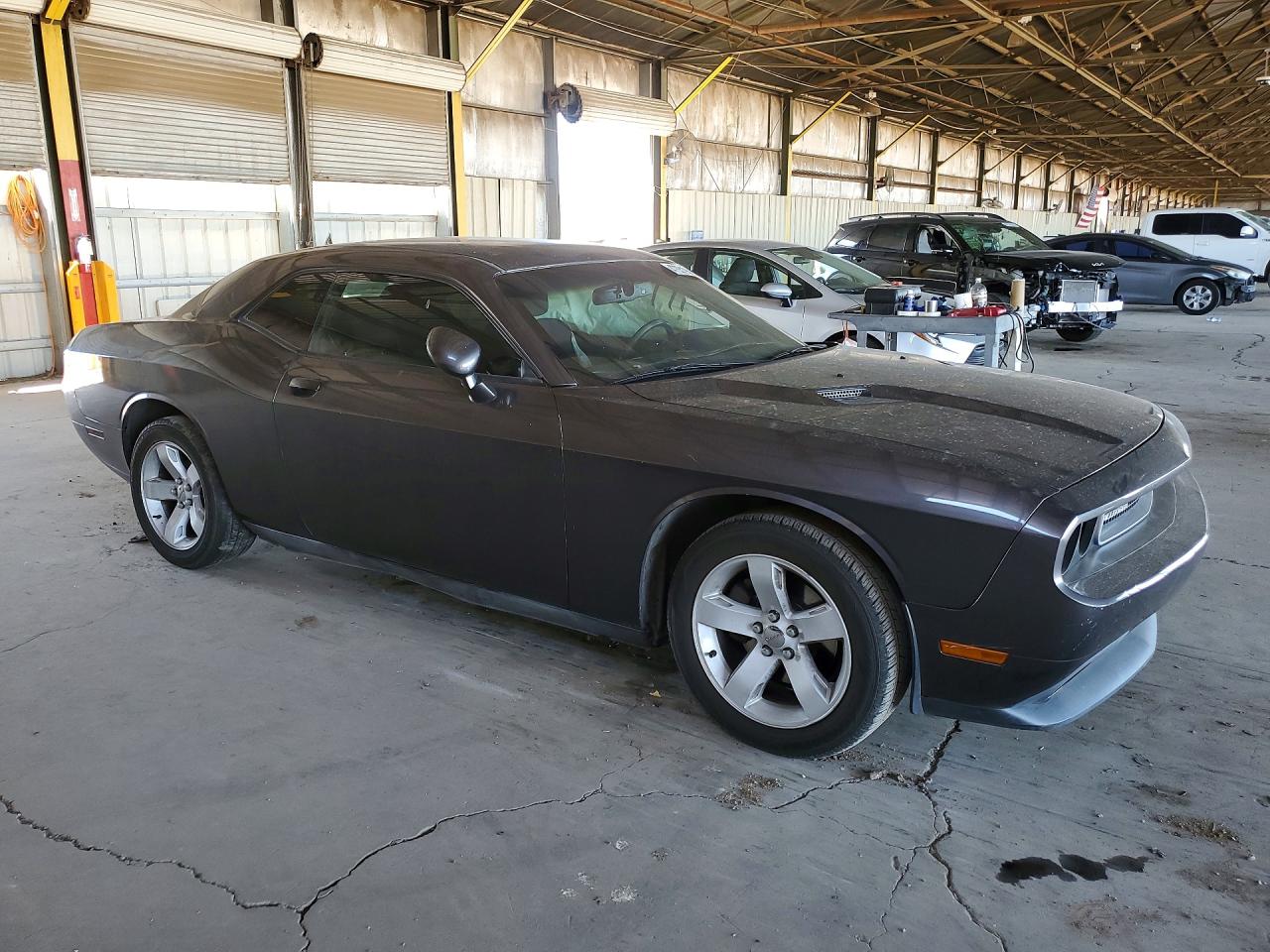 2013 DODGE CHALLENGER SXT photo 10