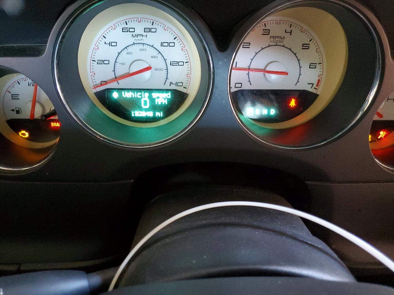 2013 DODGE CHALLENGER SXT photo 25