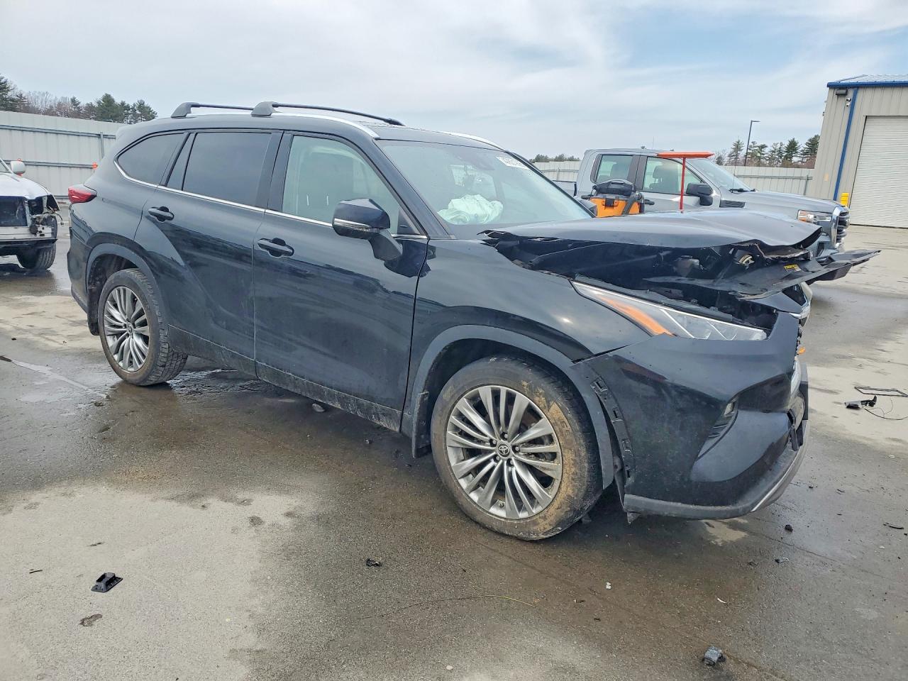 2022 TOYOTA HIGHLANDER PLATINUM photo 4