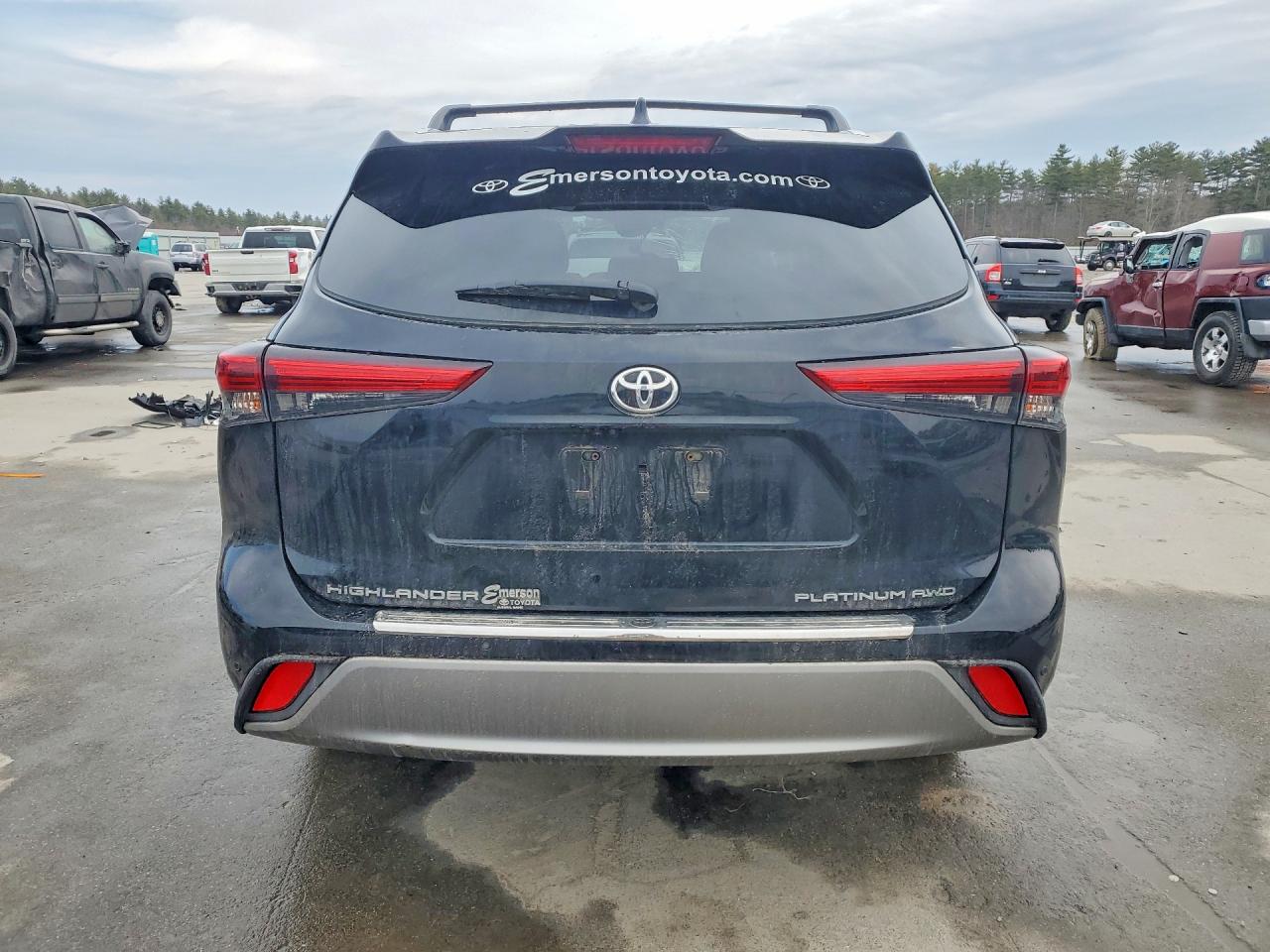 2022 TOYOTA HIGHLANDER PLATINUM photo 6