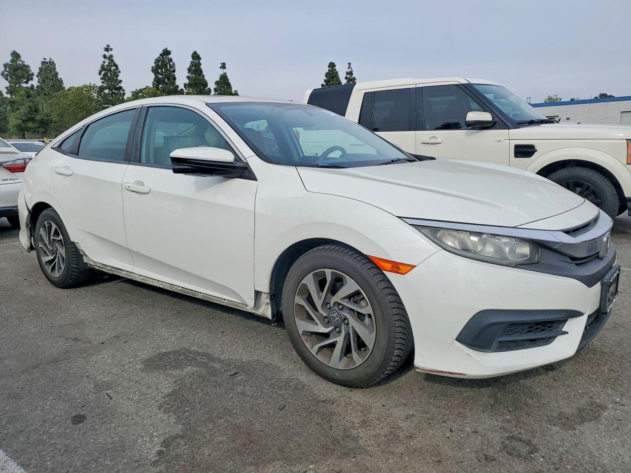 2016 HONDA CIVIC EX photo 4