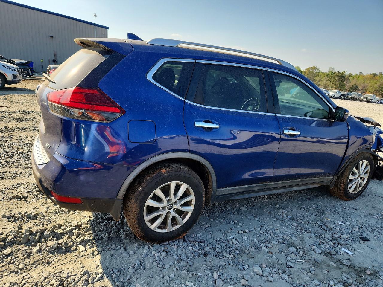 2017 NISSAN ROGUE SV photo 7