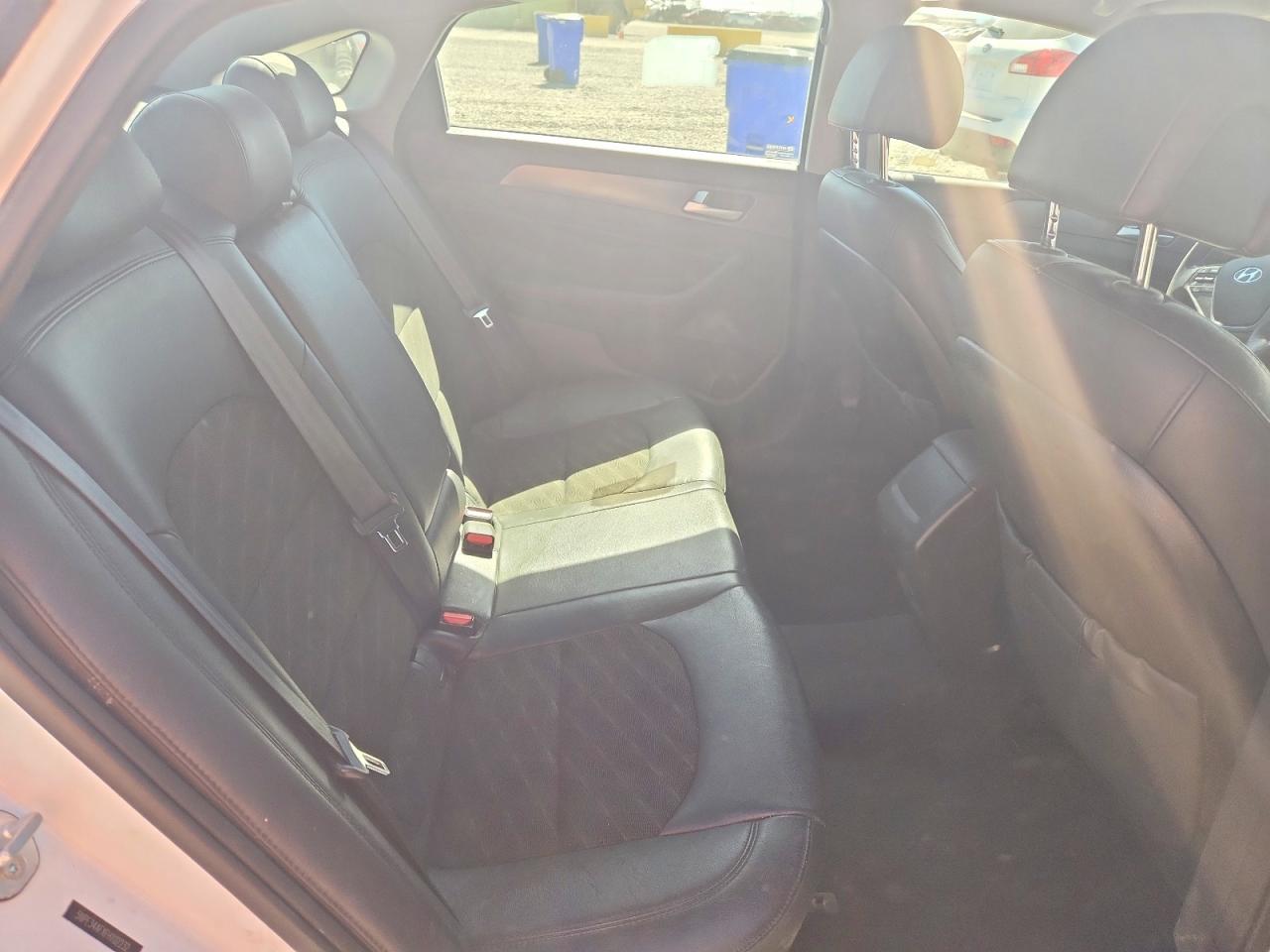 2015 HYUNDAI SONATA SPORT photo 19