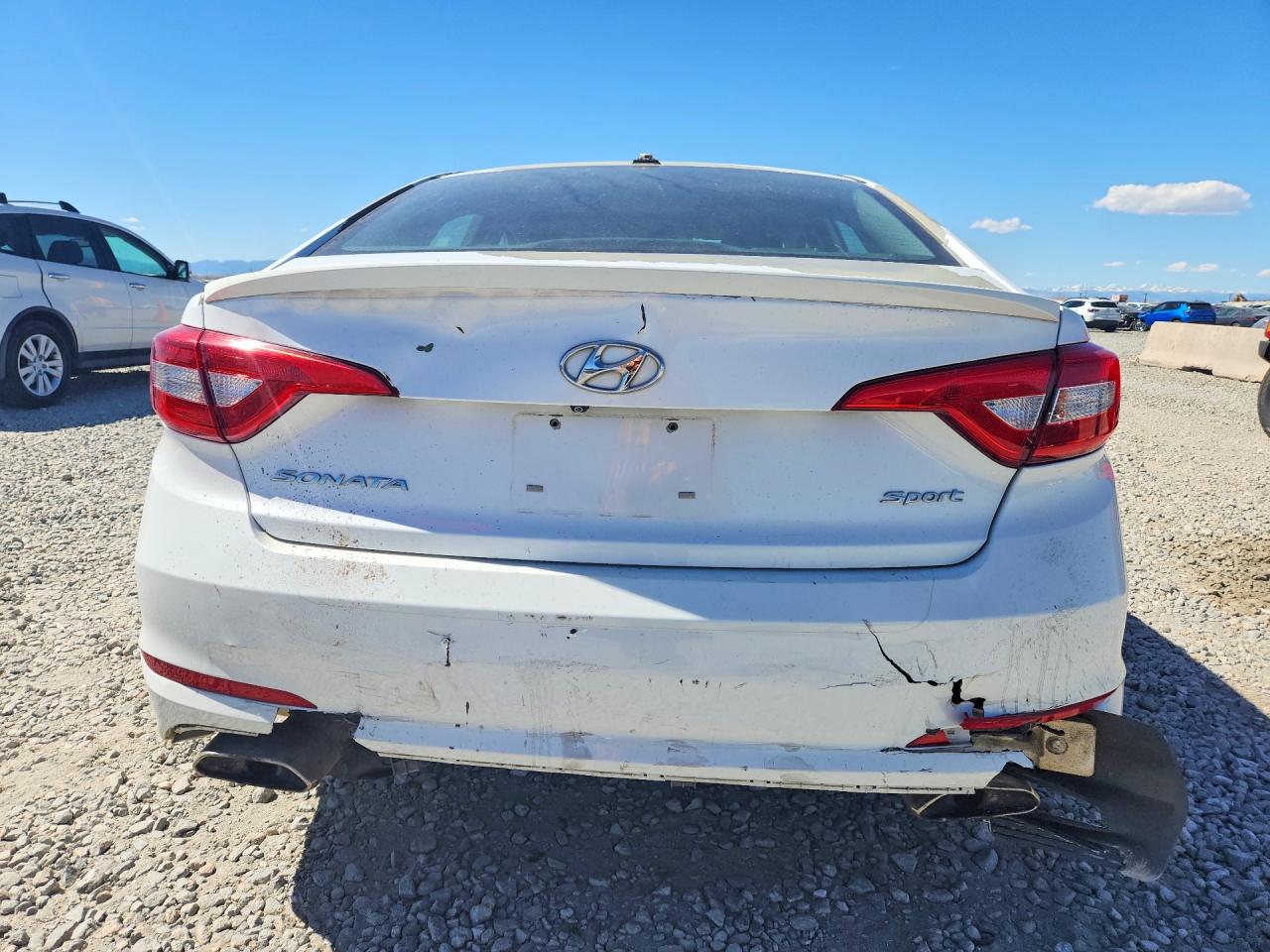 2015 HYUNDAI SONATA SPORT photo 11