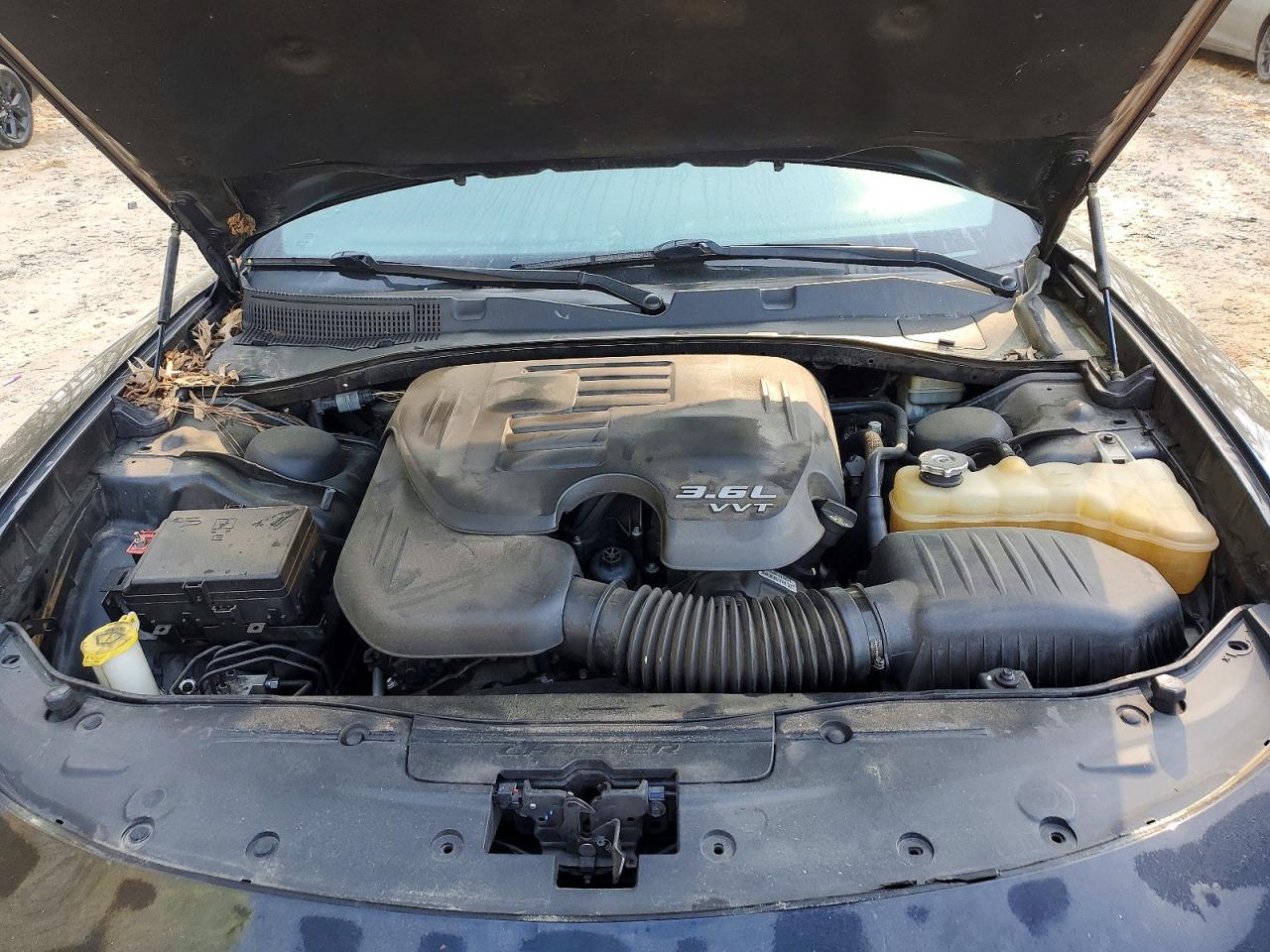 2015 DODGE CHARGER SE photo 31