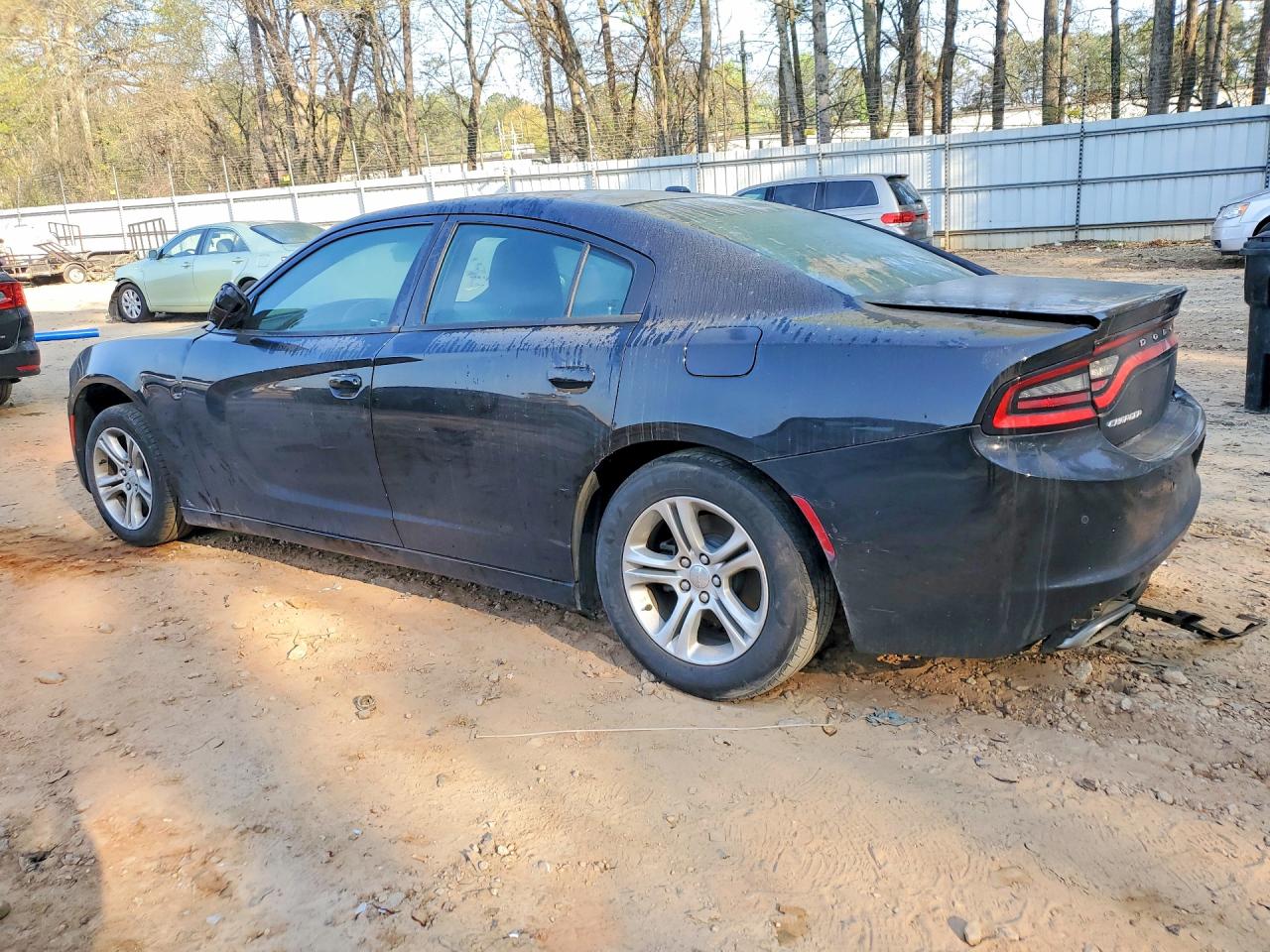 2015 DODGE CHARGER SE photo 4