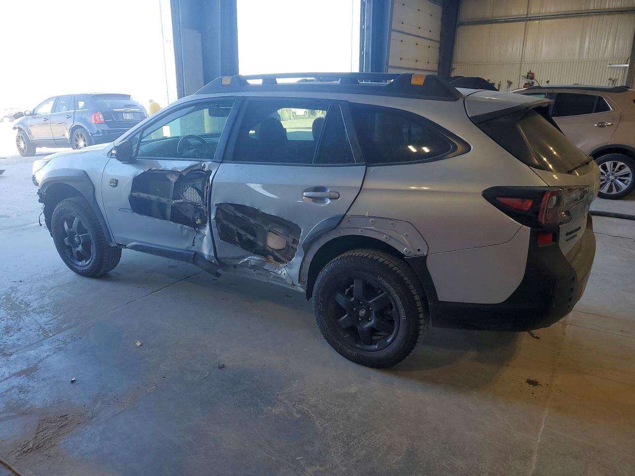 2023 SUBARU OUTBACK WILDERNESS photo 4