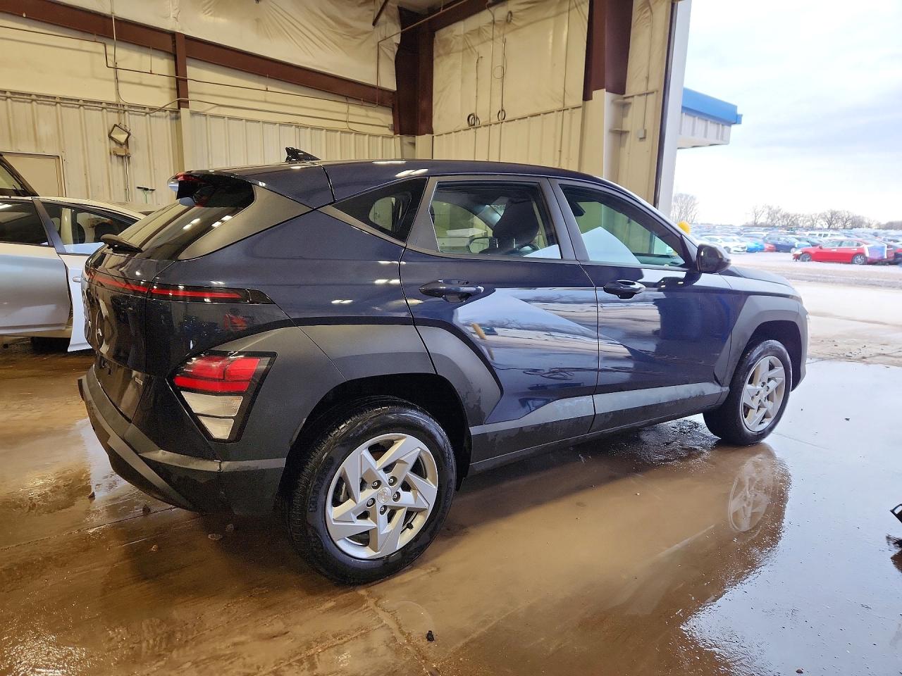 2025 HYUNDAI KONA SE photo 5