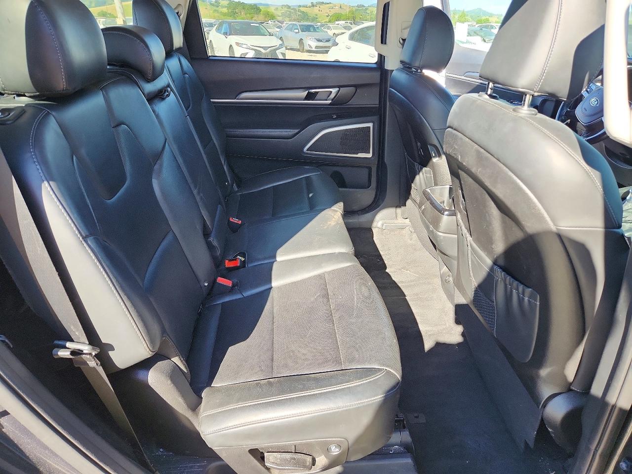 2021 KIA TELLURIDE LX photo 21