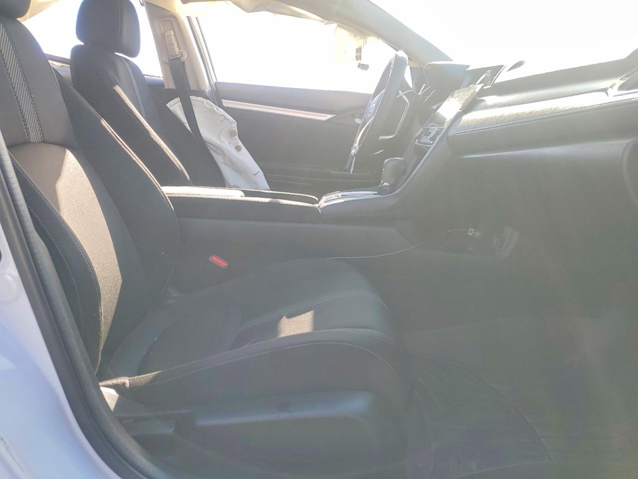 2017 HONDA CIVIC EX photo 19