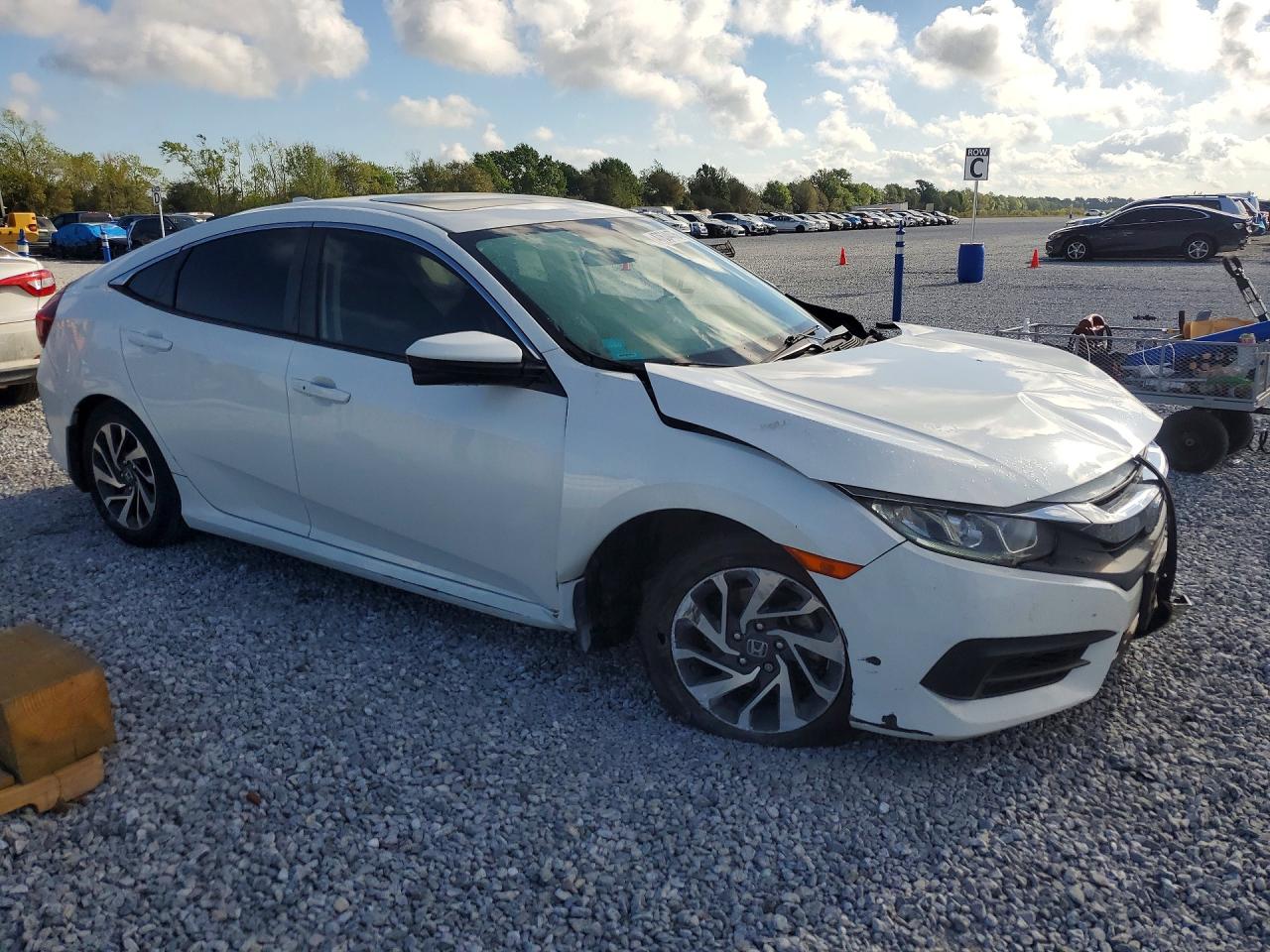 2017 HONDA CIVIC EX photo 10