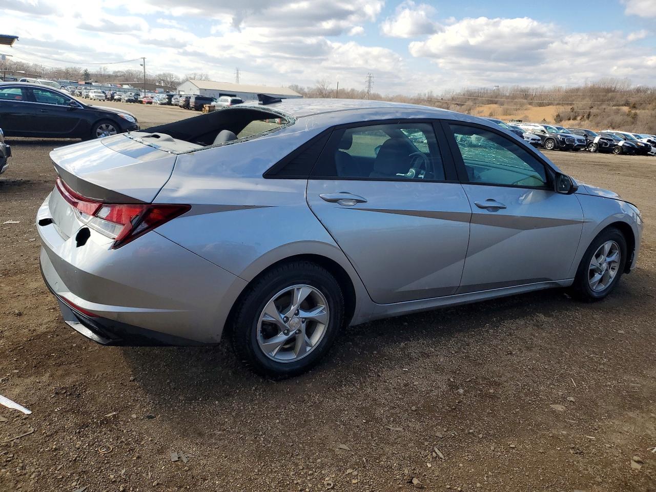 2021 HYUNDAI ELANTRA SE photo 5