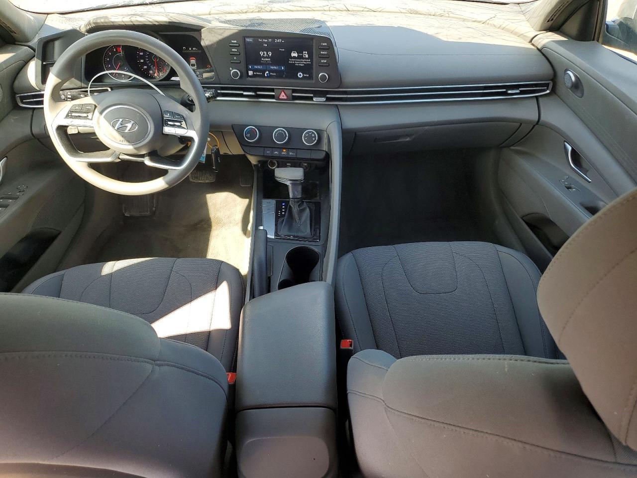2021 HYUNDAI ELANTRA SE photo 15