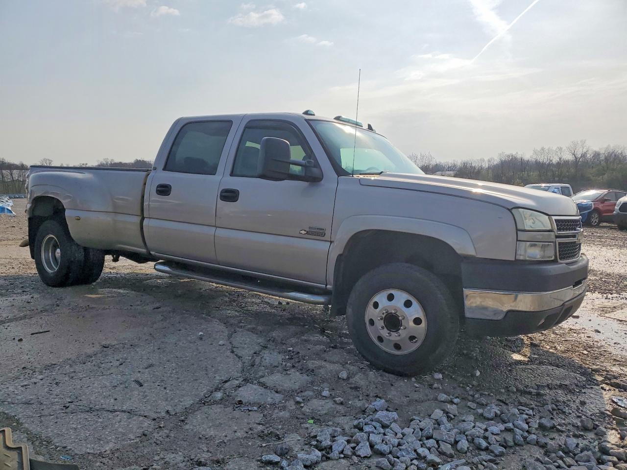 2006 CHEVROLET SILVERADO C3500 photo 10