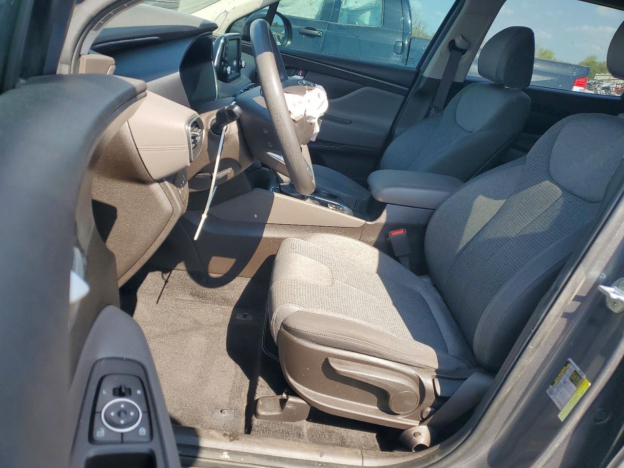 2019 HYUNDAI SANTA FE SE 2.4L photo 7