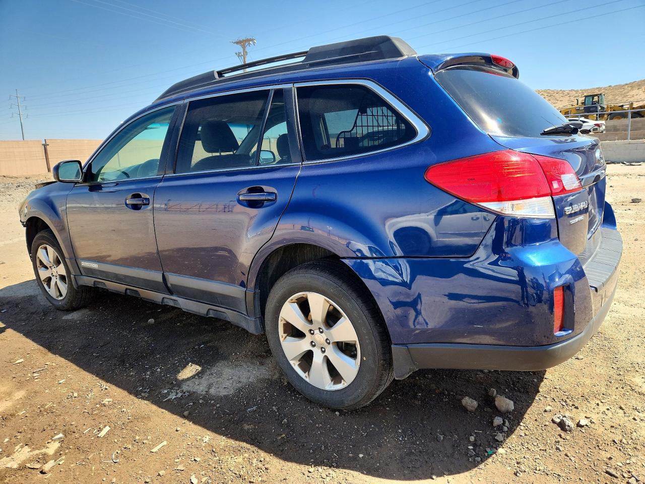 2010 SUBARU OUTBACK 2.5I PREMIUM photo 2