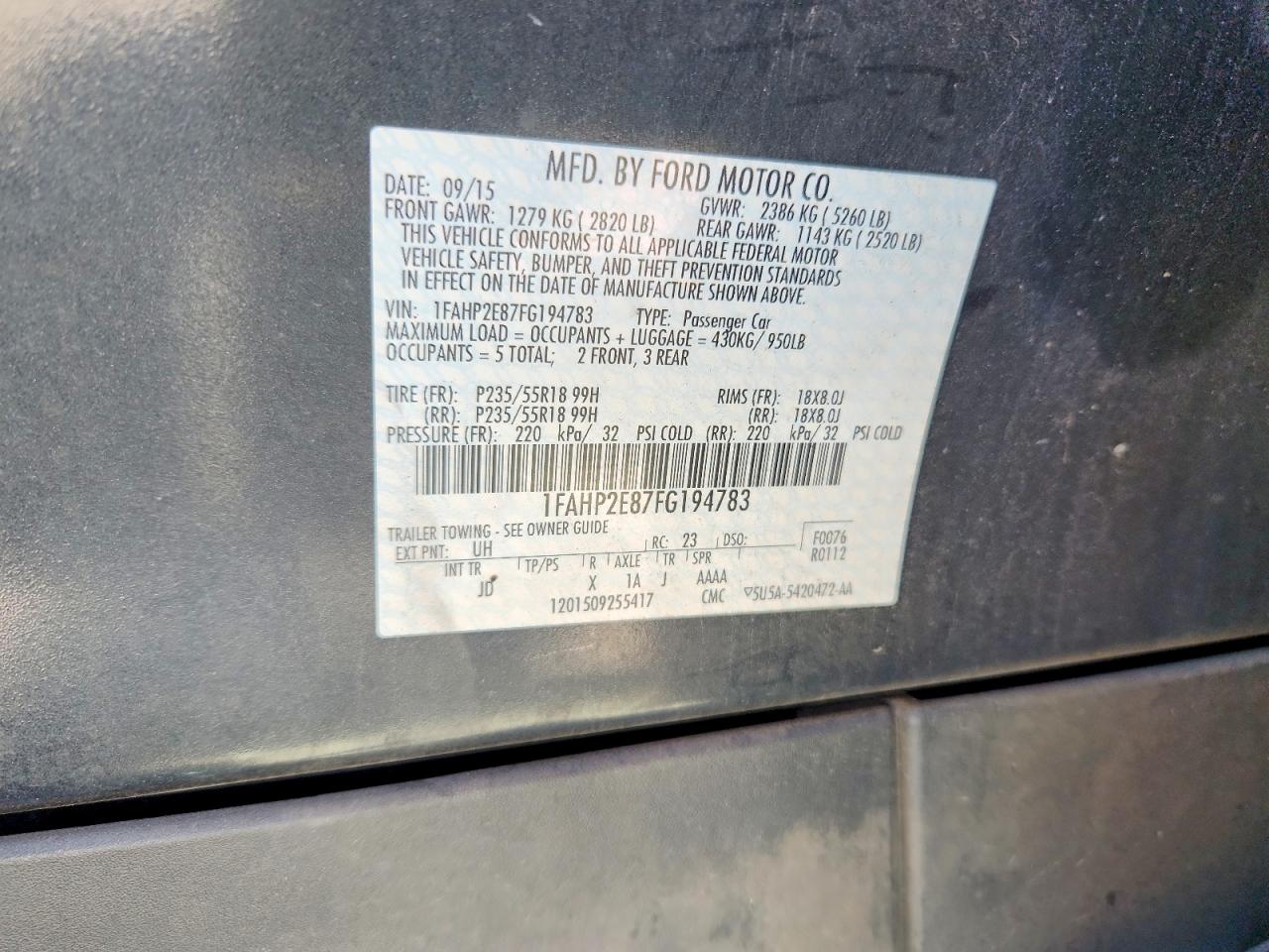 2015 FORD TAURUS SEL photo 23