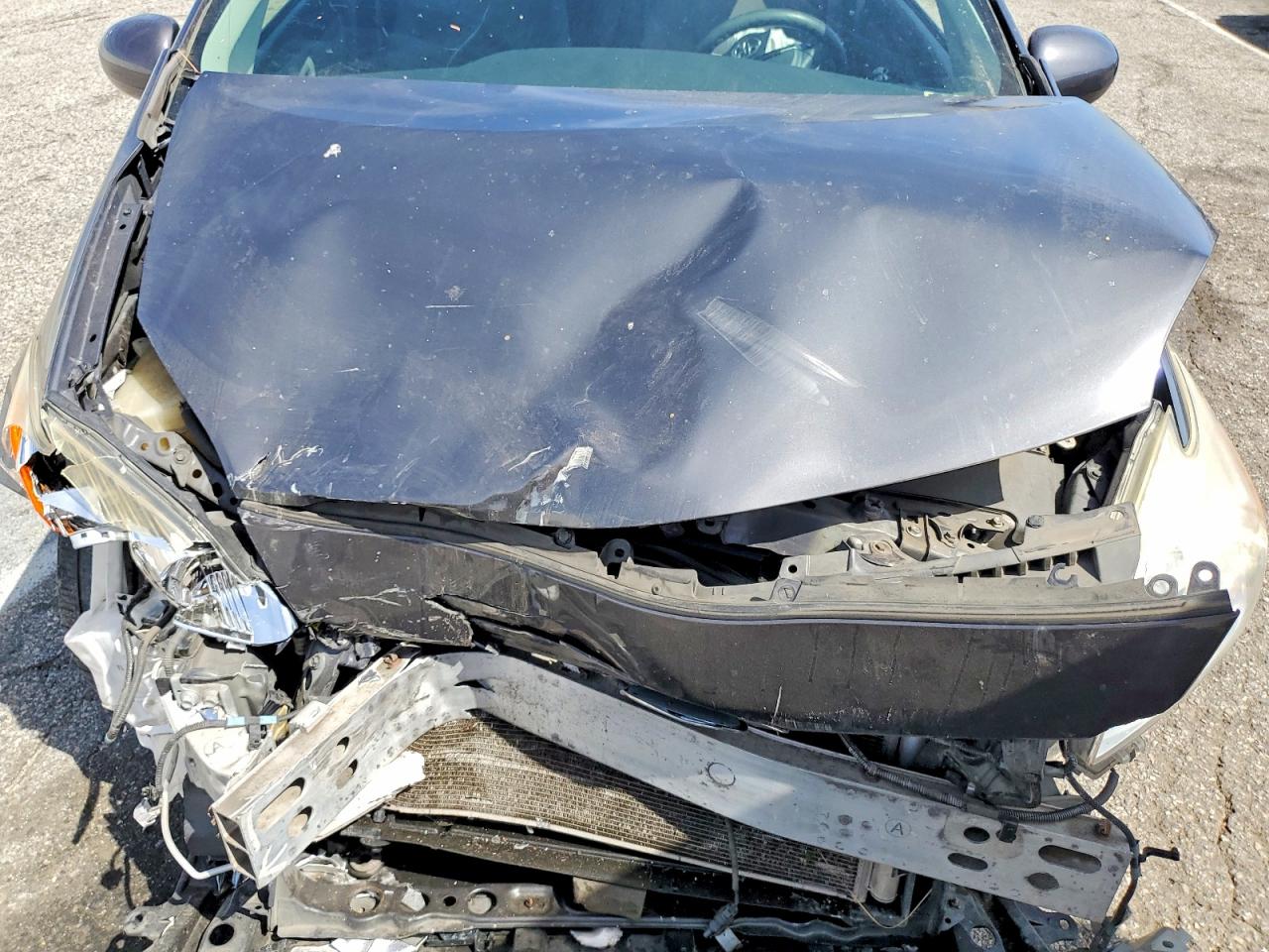 2015 TOYOTA PRIUS TWO photo 21