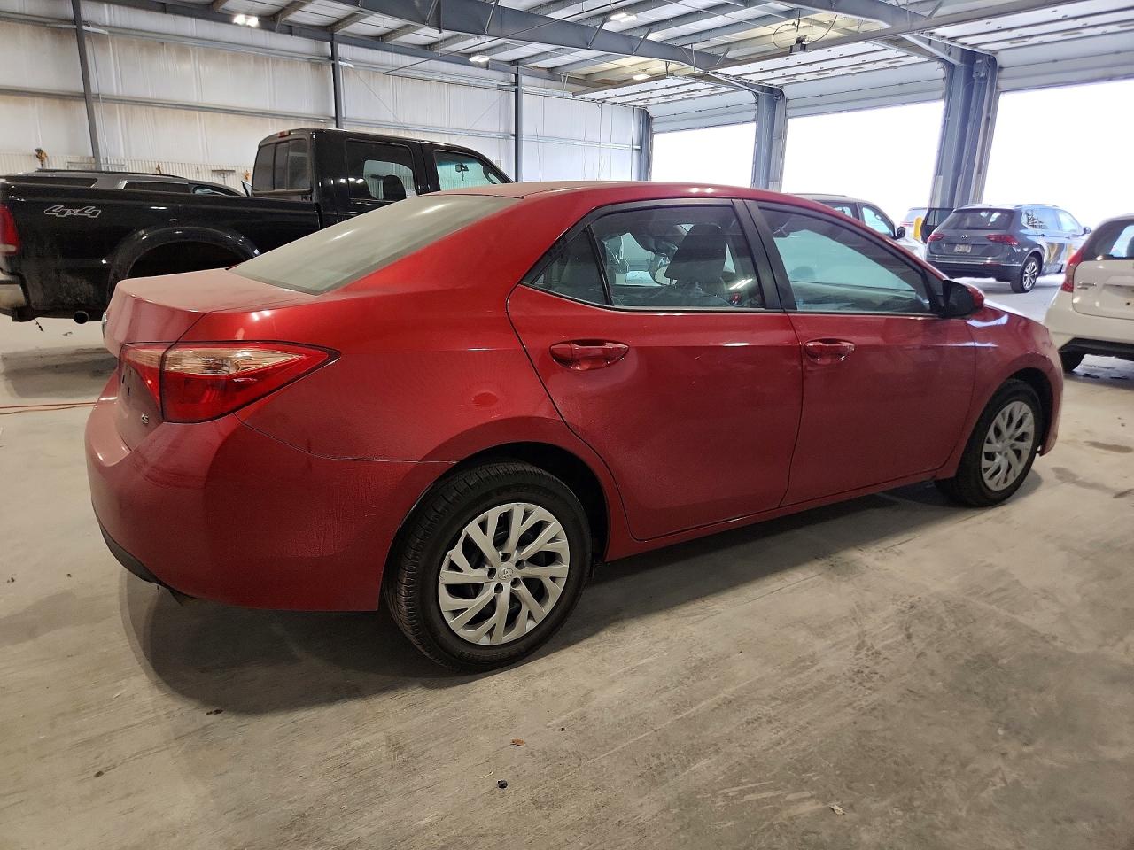 2018 TOYOTA COROLLA L photo 5