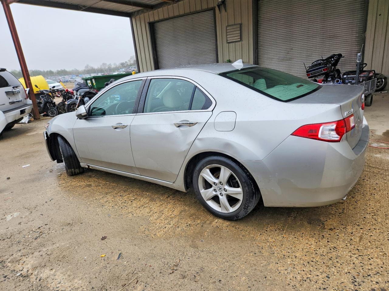 2010 ACURA TSX photo 4