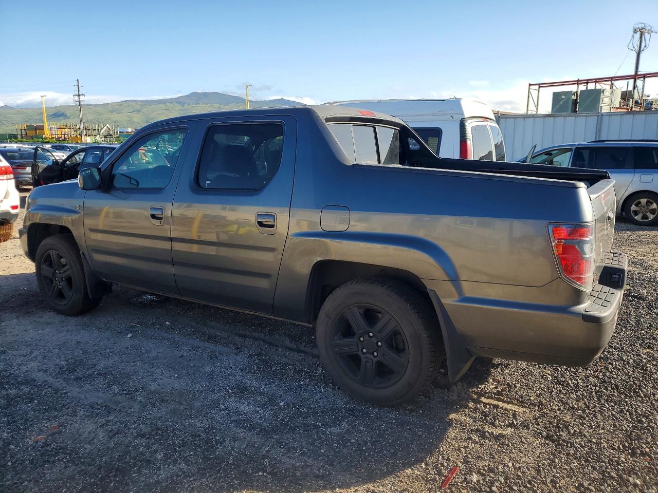 2013 HONDA RIDGELINE RTL photo 3