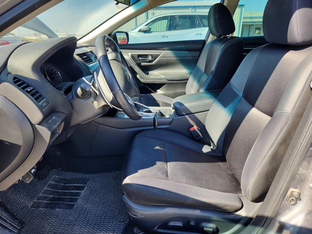 2018 NISSAN ALTIMA 2.5 SR photo 13