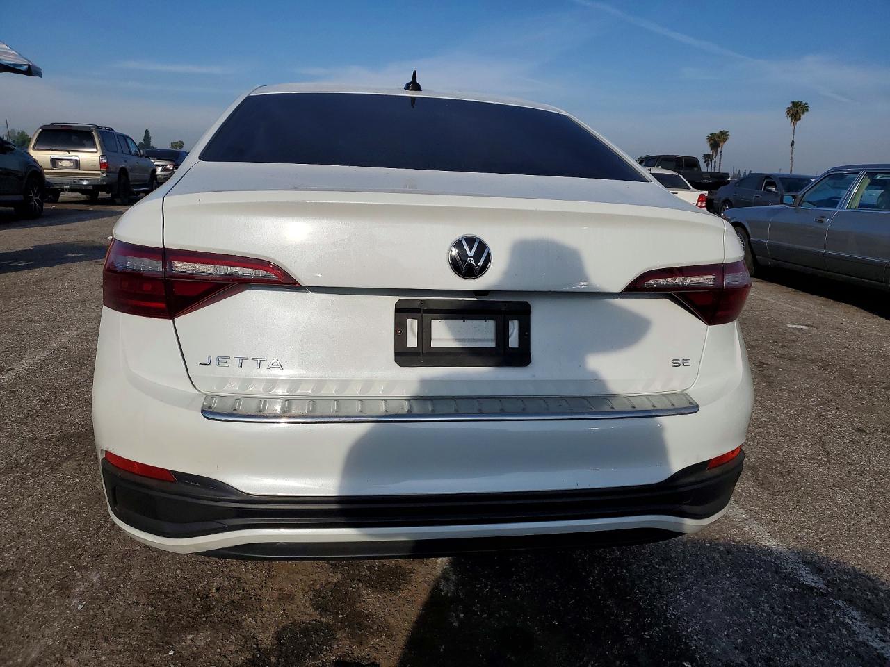 2023 VOLKSWAGEN JETTA SE photo 11