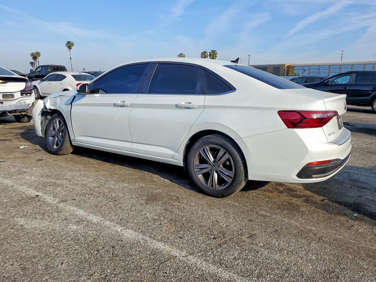 2023 VOLKSWAGEN JETTA SE photo 3
