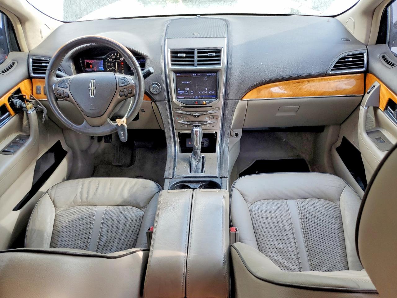 2013 LINCOLN TOWNHOUSE MKX photo 15
