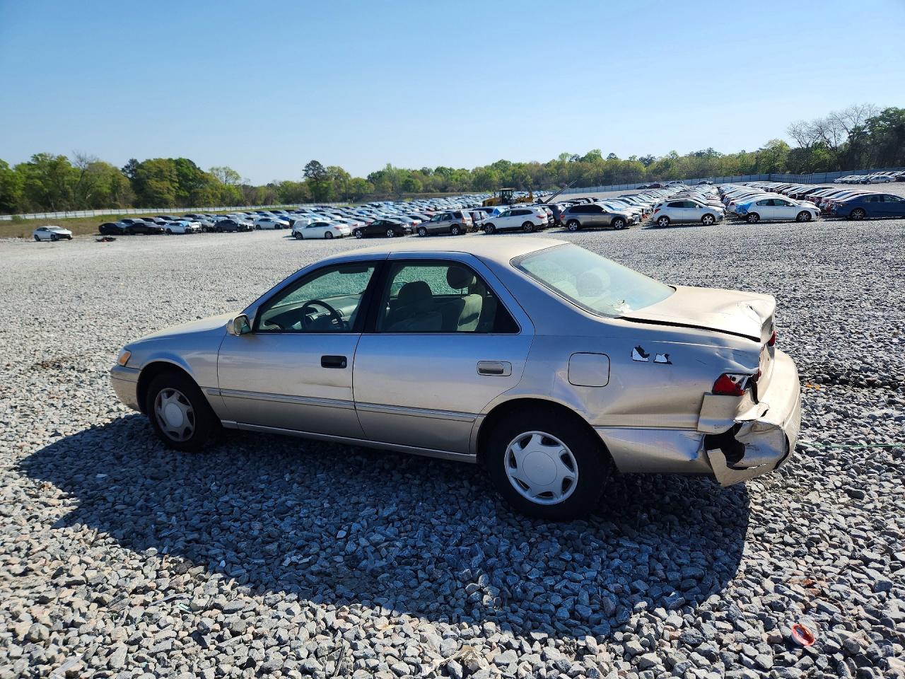 1999 TOYOTA CAMRY CE photo 2