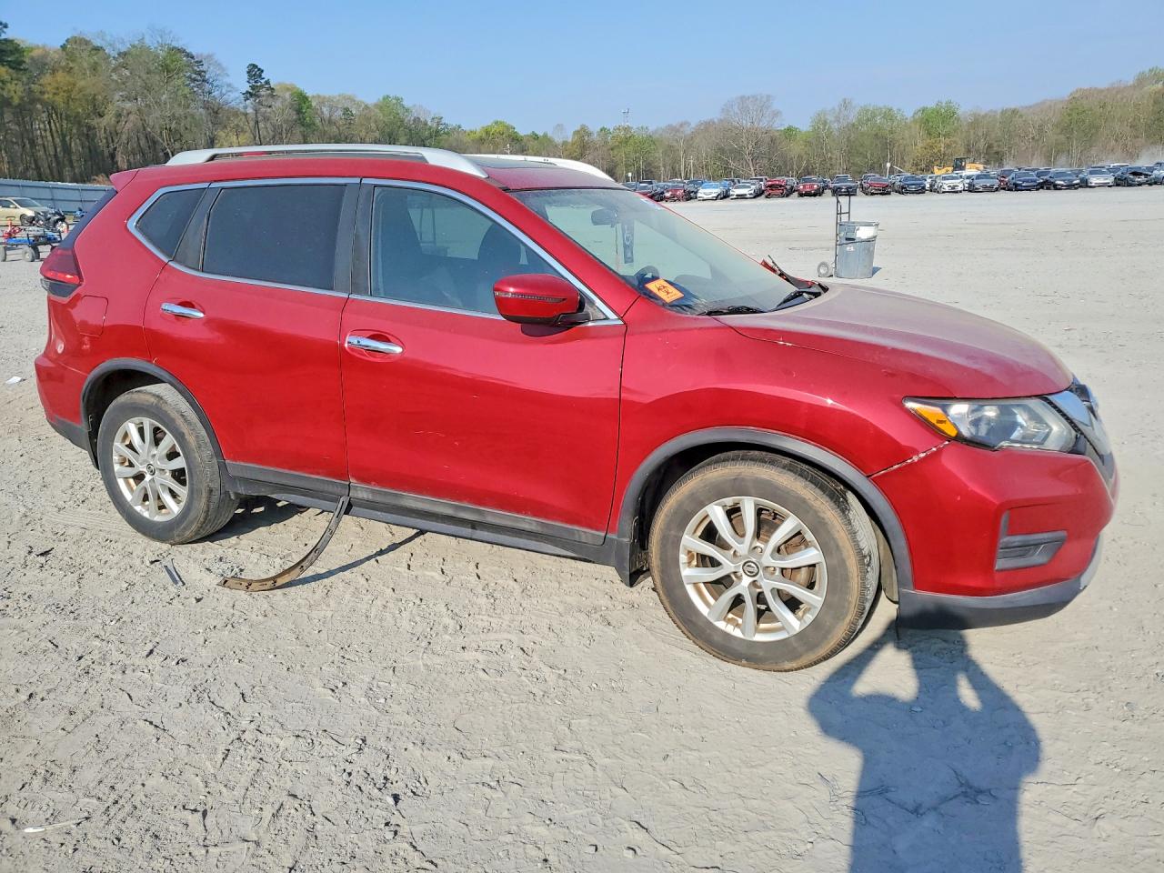 2017 NISSAN ROGUE SV photo 4