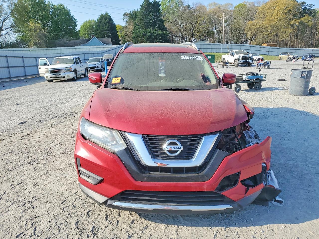 2017 NISSAN ROGUE SV photo 5