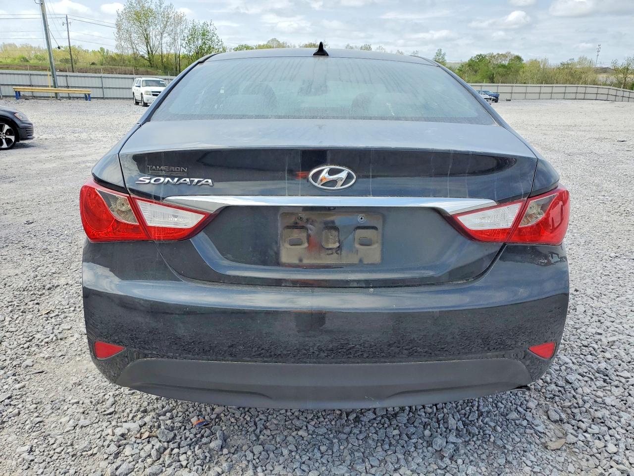 2014 HYUNDAI SONATA GLS photo 16
