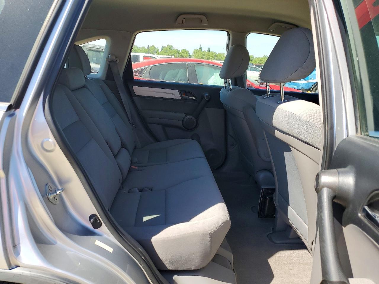 2011 HONDA CR-V LX photo 31
