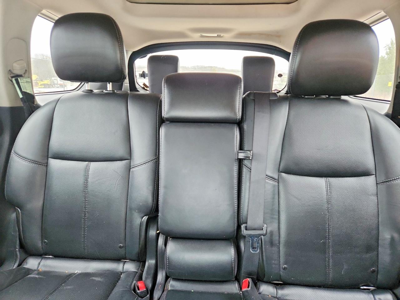 2013 NISSAN PATHFINDER S photo 19